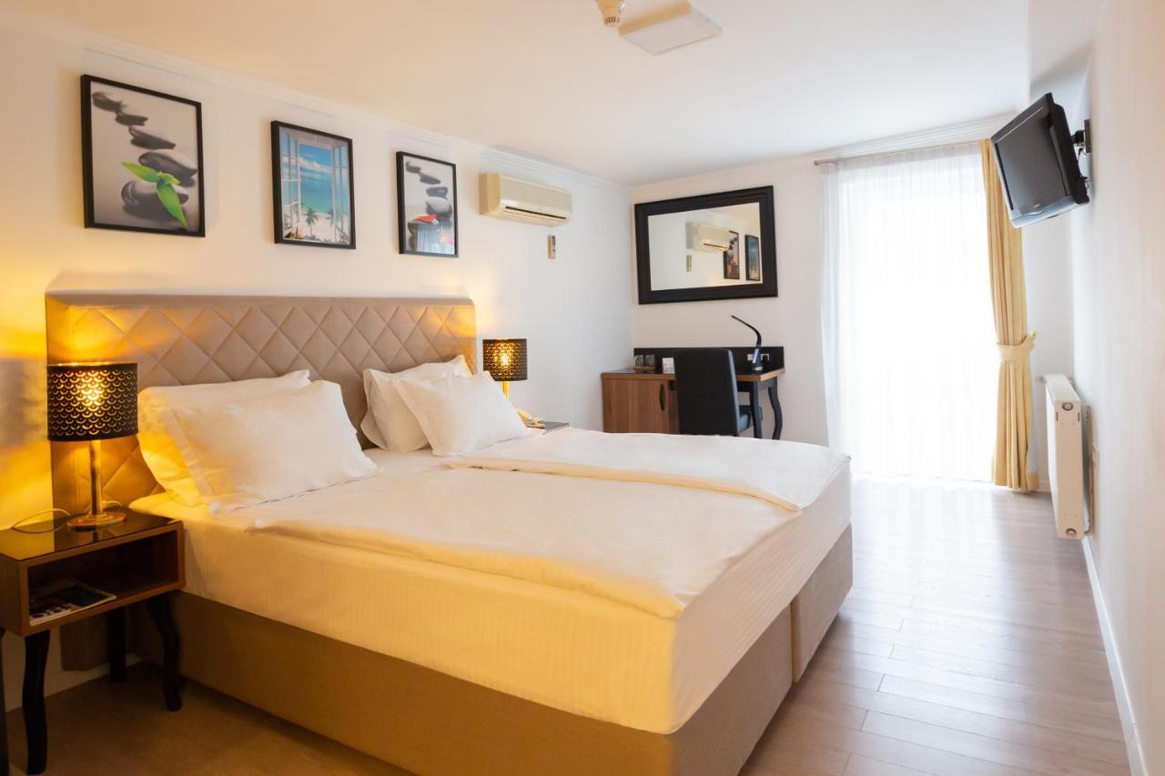Hotel Vila Tina Загреб Екстер'єр фото