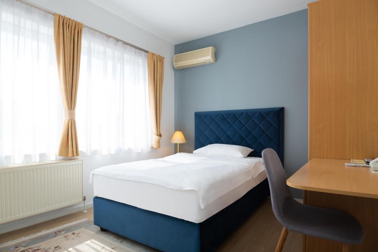 Hotel Vila Tina Загреб Екстер'єр фото